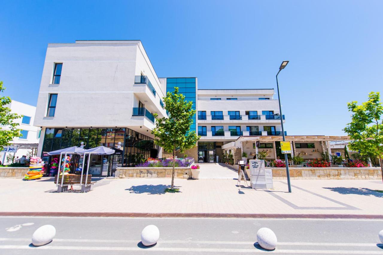 Hotel Prestige Mamaia Exterior photo