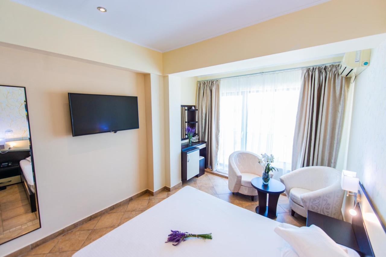 Hotel Prestige Mamaia Exterior photo